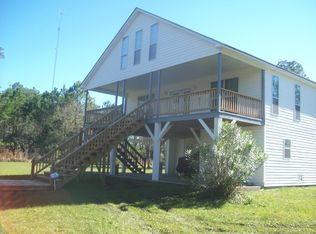 10036 Zimple St, Waveland, MS 39520