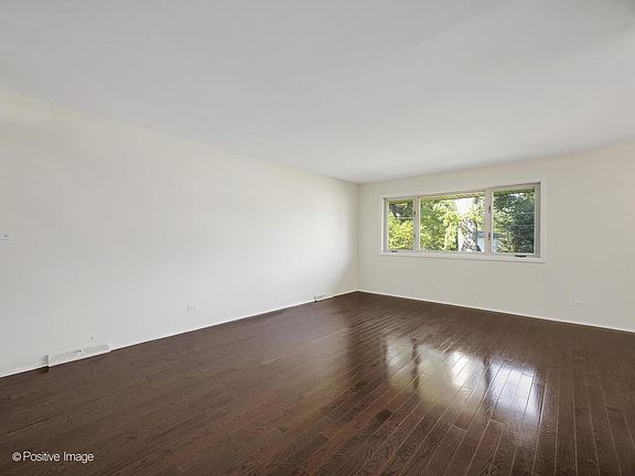 5th image of 470 Galleon Way