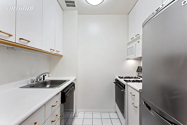 Rented by Corcoran | media 4