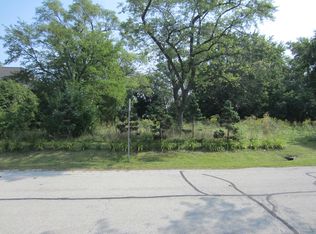 3216 N Salk Rd, Arlington Heights, IL 60004