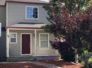 916 Dorothea Ct, Windsor, CA 95492