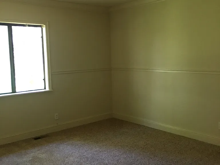 12381 Sunset Ave — Photo 22