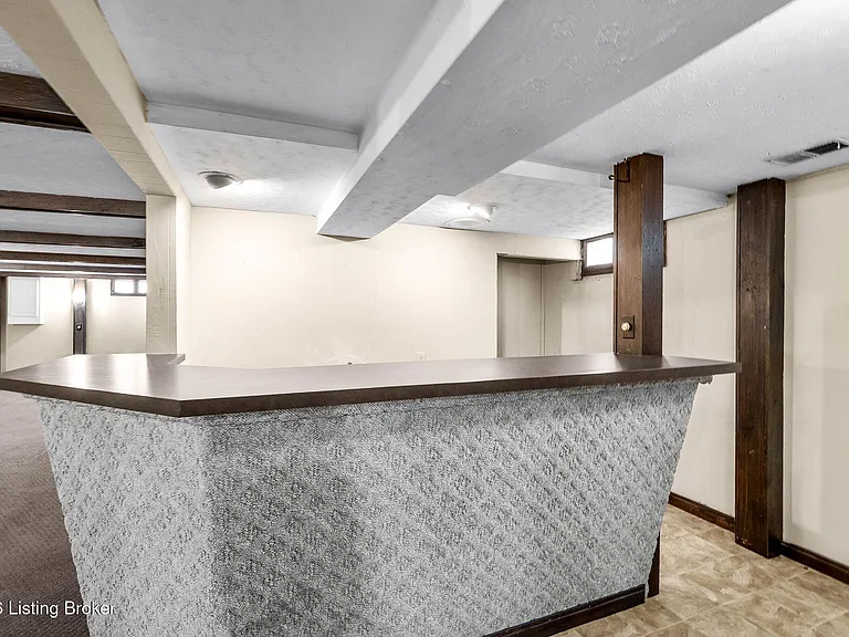 7506 Pimlico Dr — Photo 28