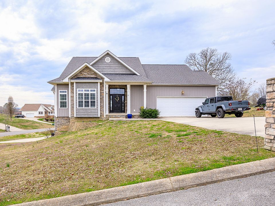 1st image of 23 Raleigh Dr