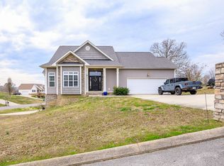 23 Raleigh Dr, La Fayette, GA 30728