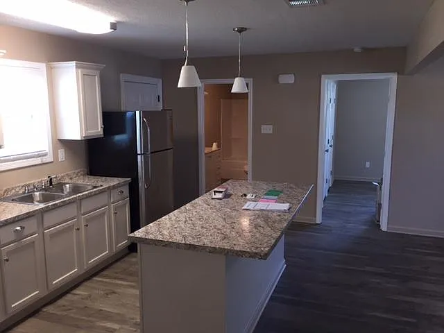 206 Candy Ln — Photo 4