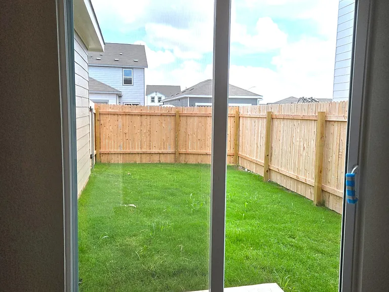 504 McFadin Way — Photo 11