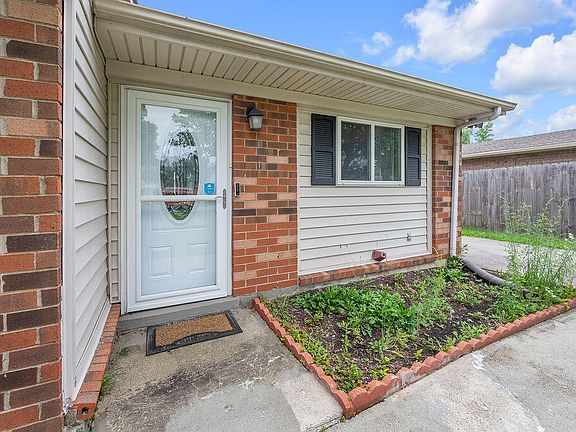 2nd image of 3833 Trout Ct