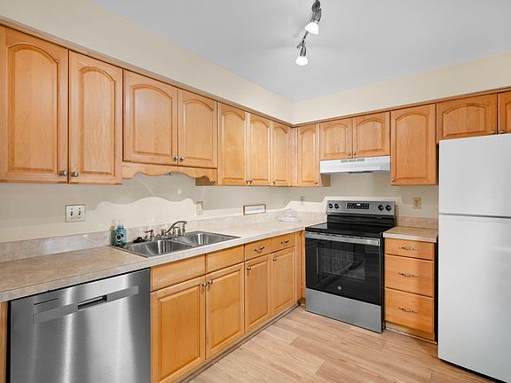 5th image of 2050 Oleander Boulevard #2-206