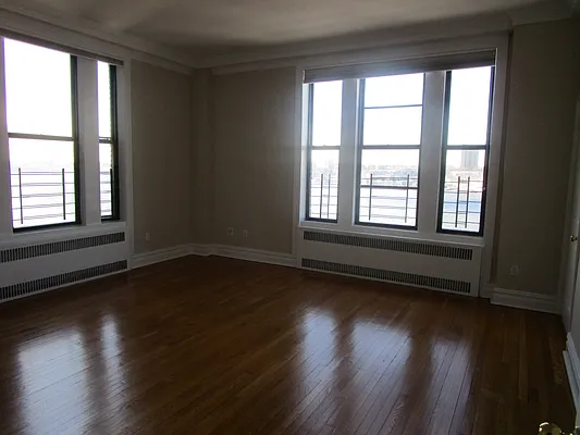 Rented by Rita S Citrin, LREB | media 81