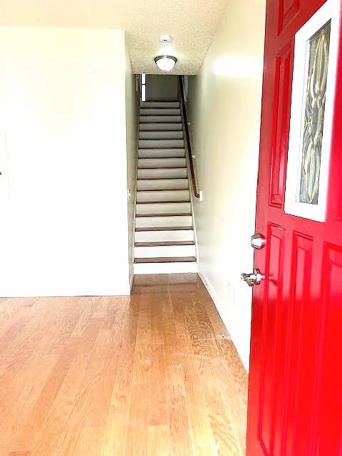413-415 Hillside Ave — Photo 2