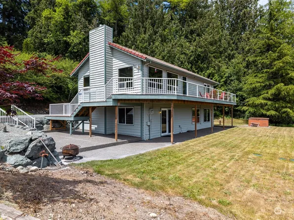 17393 Lake Terrace Place, Mount Vernon, WA 98274