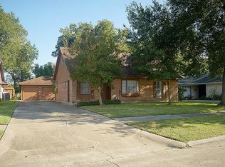 4811 Mistletoe Rd, Pasadena, TX 77505