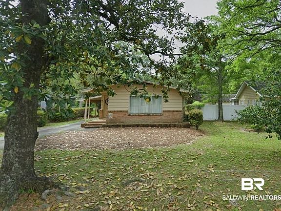 2nd image of 217 W Magnolia Ave
