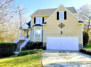 1904 Somerset Hills Ct, Raleigh, NC 27604