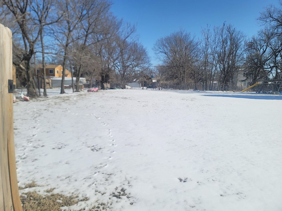 2nd image of Lots 30 36 N Wabash Ave