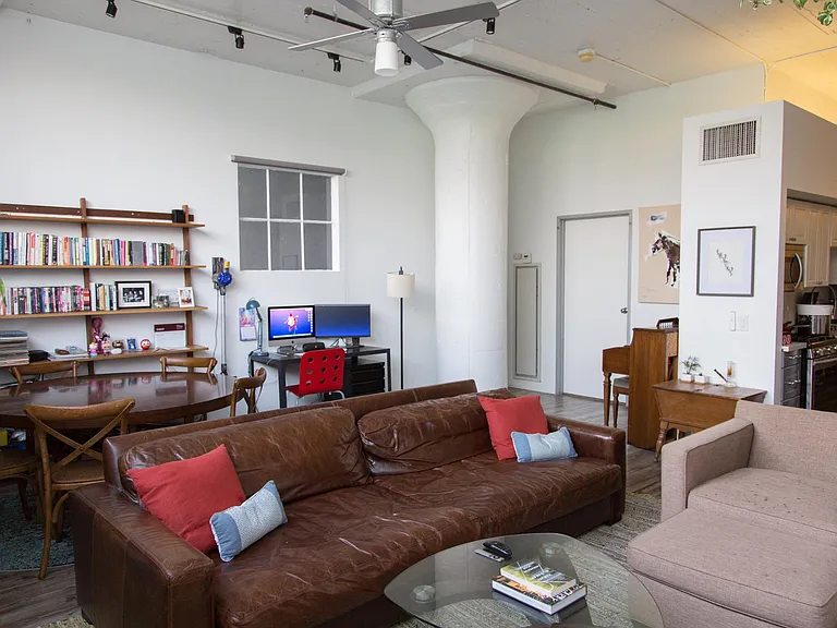 420 S San Pedro St #222 — Photo 2