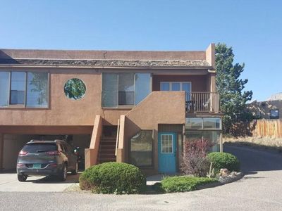 841 Llave Ln NE, Albuquerque, NM, 87122