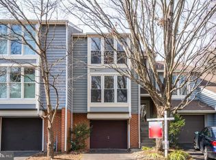 11339 Orchard Ln, Reston, VA 20190