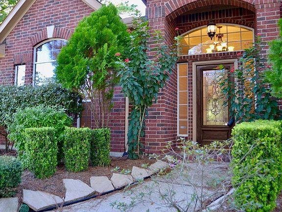 3rd image of 710 Hidden Woods Ln