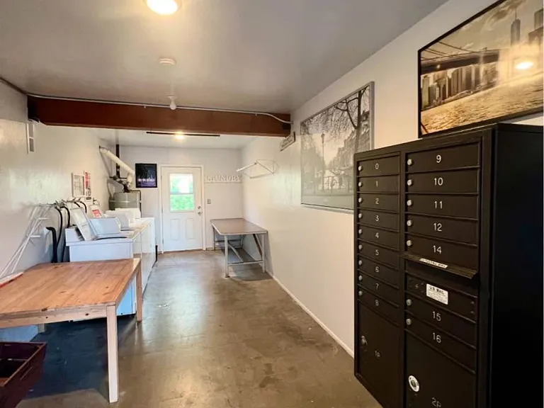 311 Mesa Dr #3 — Photo 7