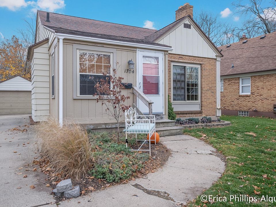 1st image of 1704 Jennette Ave NW