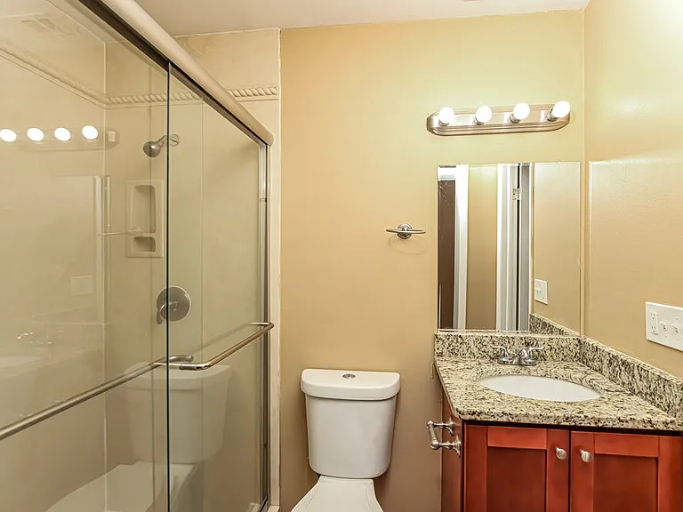 431 Veronica Ave NE — Photo 11