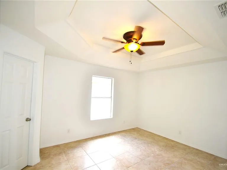 2513 Walker Rd — Photo 5