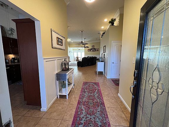 5th image of 7403 Autumn Trace Dr