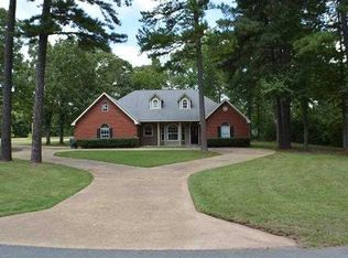 8490 Woodstock Dr, Greenwood, LA 71033