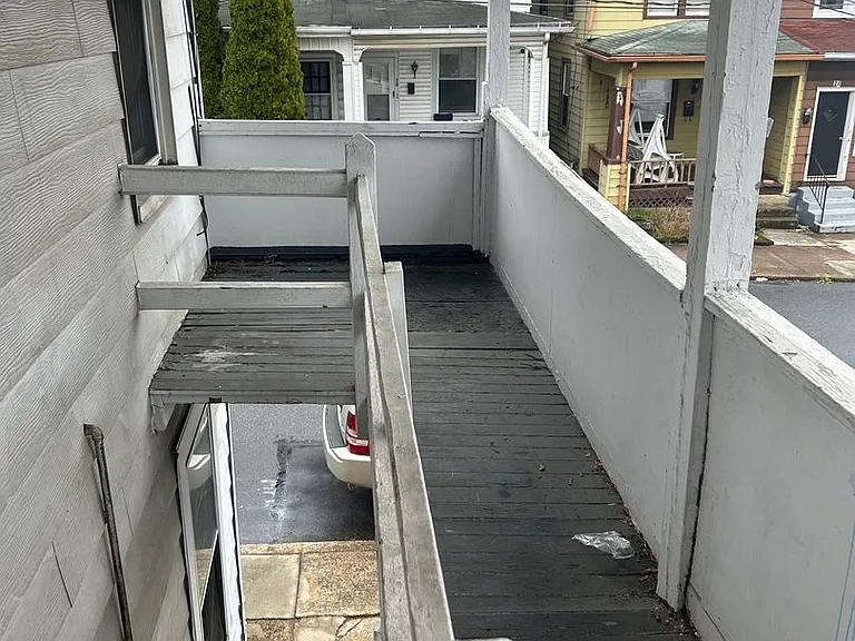 25 N 28th St — Photo 9