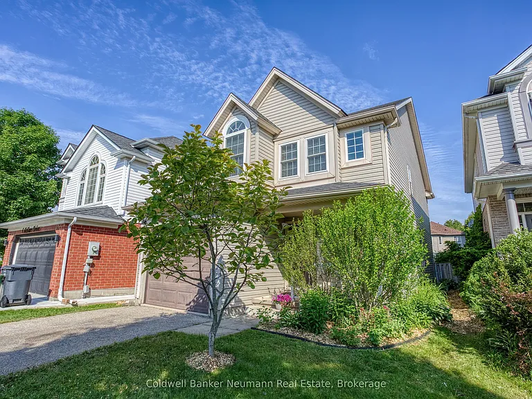 10 McGarr Dr — Photo 2