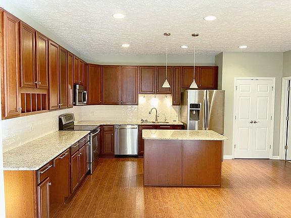 3rd image of 2710 Big Bear Ln