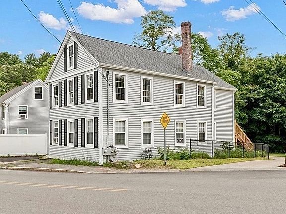 2nd image of 199 Andover St #1