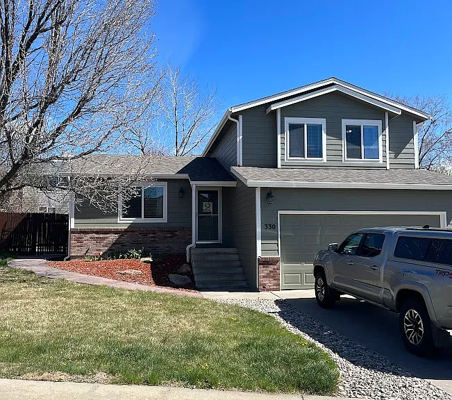 330 Derry Dr — Photo 1