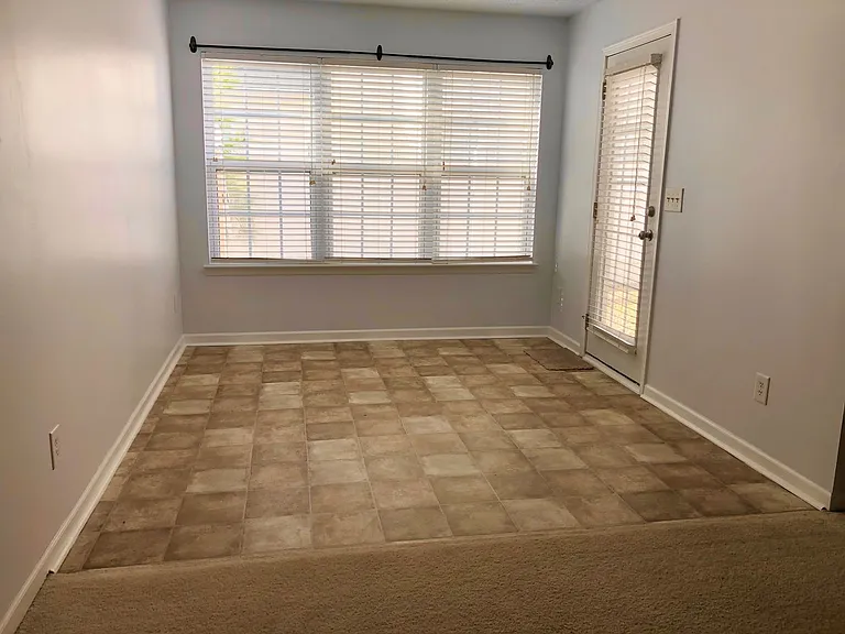 9511 Brackenview Ct — Photo 9