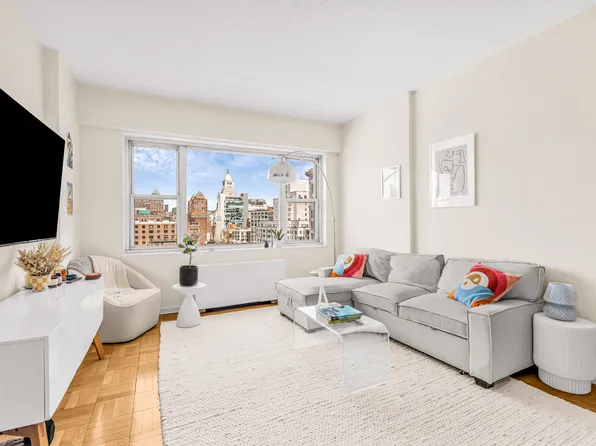 60 East 8th Street image 1 of 6