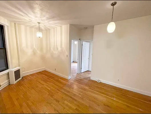 Rented by Century 21 Premier  | media 2