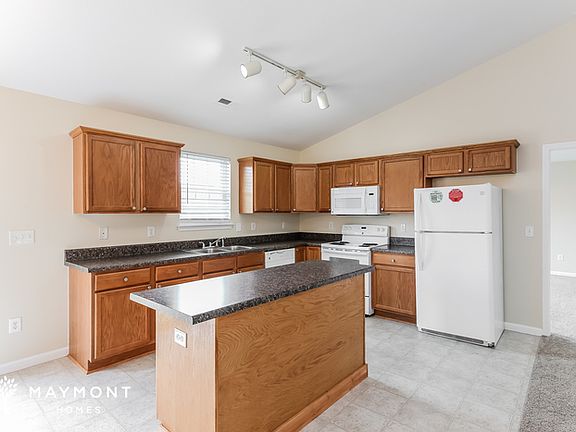 3rd image of 318 Cool Embers Ln