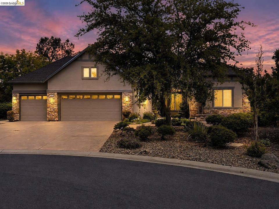 1st image of 16 Rock Ridge Ct