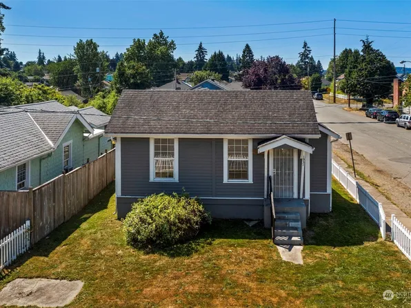 1931 11th Street, Bremerton, WA 98337