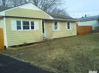 2616 Kane Ave, Medford, NY 11763