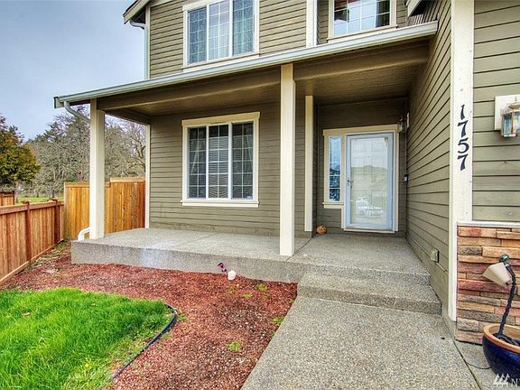 2nd image of 1757 178th Street Ct E