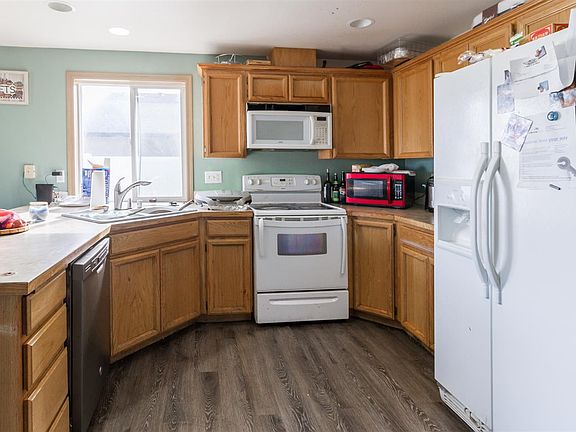 5th image of 9324 W Caelen Ave