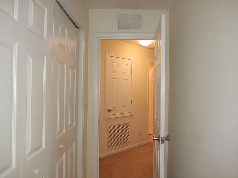 13366 Stone Pond Dr — Photo 14