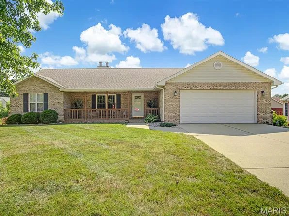 1568 Erica Renee Ct, Belleville, IL 62220