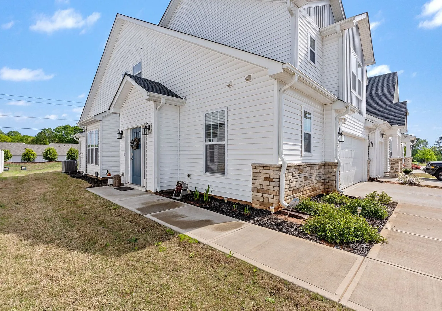 1615 Chelmsford Drive — Photo 4