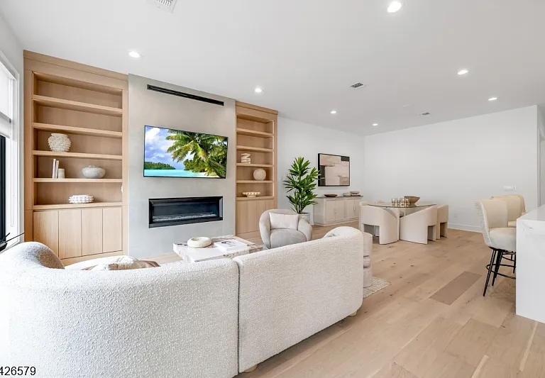27 Feldman Ct — Photo 5
