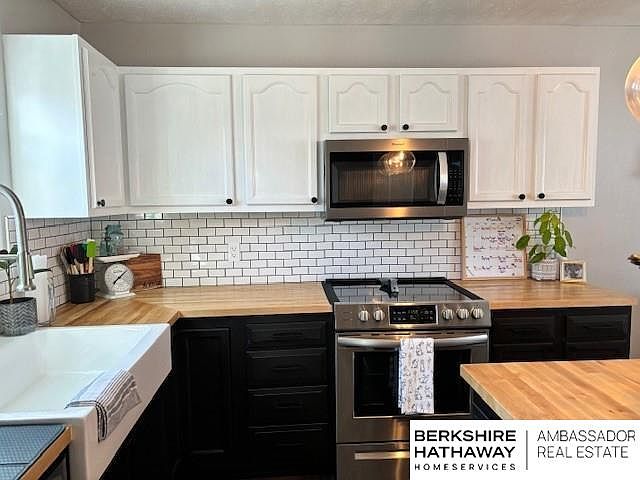 2nd image of 4405 N 146th Ct