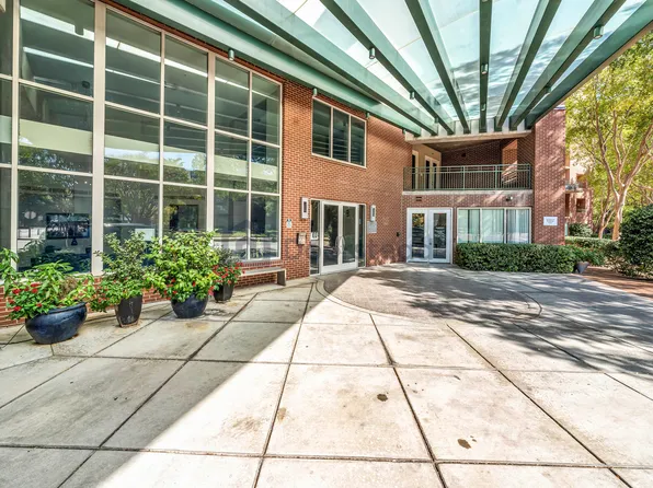 5055 Addison Cir #Penthouse 717, Addison, TX 75001